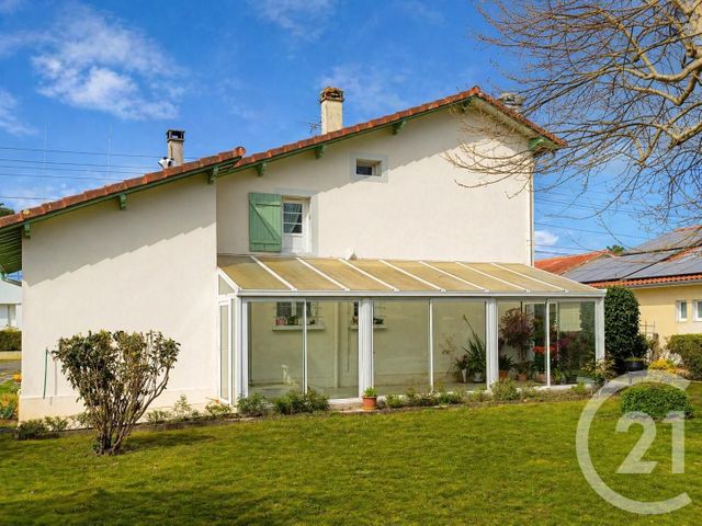 maison à vendre - 7 pièces - 136.45 m2 - MONT DE MARSAN - 40 - AQUITAINE - Century 21 Mi-Adour