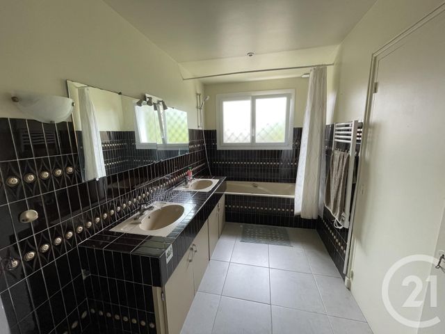 Afficher la photo en grand maison à vendre - 5 pièces - 130.0 m2 - MONT DE MARSAN - 40 - AQUITAINE - Century 21 Mi-Adour