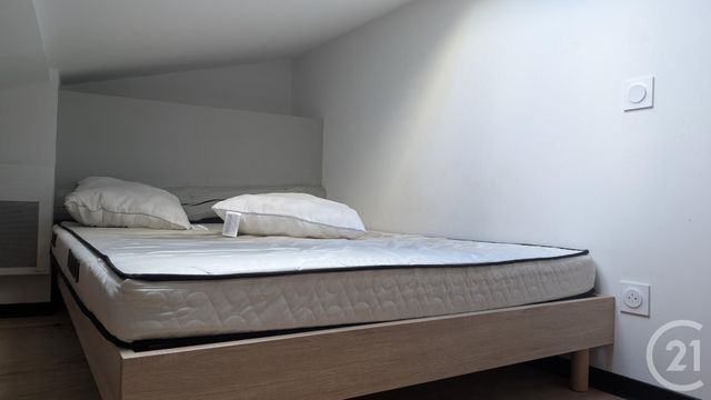 Appartement Duplex à louer - 2 pièces - 18.0 m2 - MONT DE MARSAN - 40 - AQUITAINE - Century 21 Mi-Adour