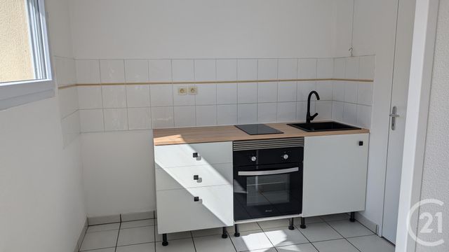 Appartement à louer - 2 pièces - 45.87 m2 - ST PIERRE DU MONT - 40 - AQUITAINE - Century 21 Mi-Adour