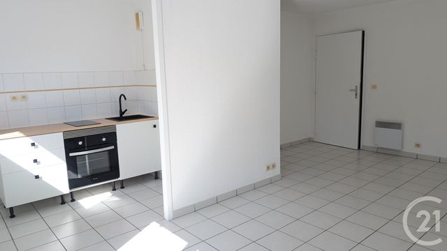 Appartement à louer - 2 pièces - 45.87 m2 - ST PIERRE DU MONT - 40 - AQUITAINE - Century 21 Mi-Adour