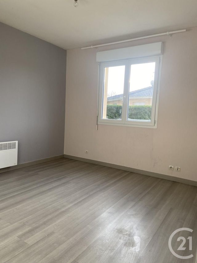 maison à louer - 5 pièces - 108.0 m2 - ST PIERRE DU MONT - 40 - AQUITAINE - Century 21 Mi-Adour