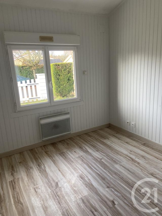 maison à louer - 5 pièces - 108.0 m2 - ST PIERRE DU MONT - 40 - AQUITAINE - Century 21 Mi-Adour