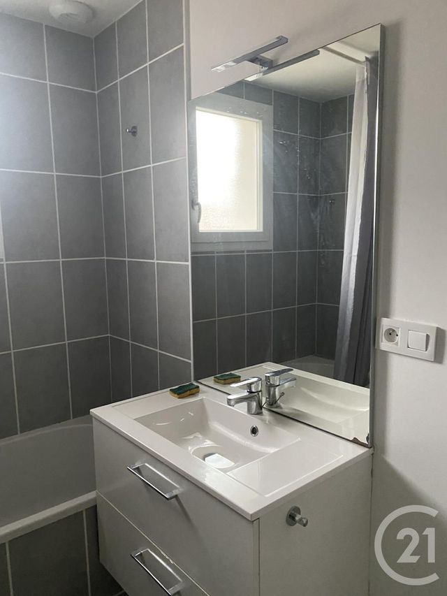 Appartement à louer - 3 pièces - 90.78 m2 - ST SEVER - 40 - AQUITAINE - Century 21 Mi-Adour