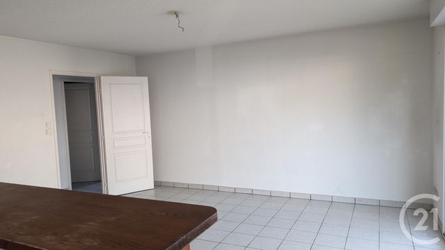 Appartement F2 à vendre - 2 pièces - 50.14 m2 - ST PIERRE DU MONT - 40 - AQUITAINE - Century 21 Mi-Adour