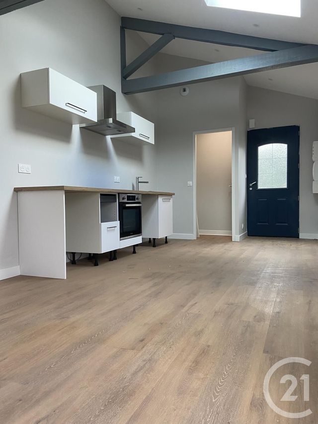 Appartement F2 à louer - 2 pièces - 37.0 m2 - ST PIERRE DU MONT - 40 - AQUITAINE - Century 21 Mi-Adour