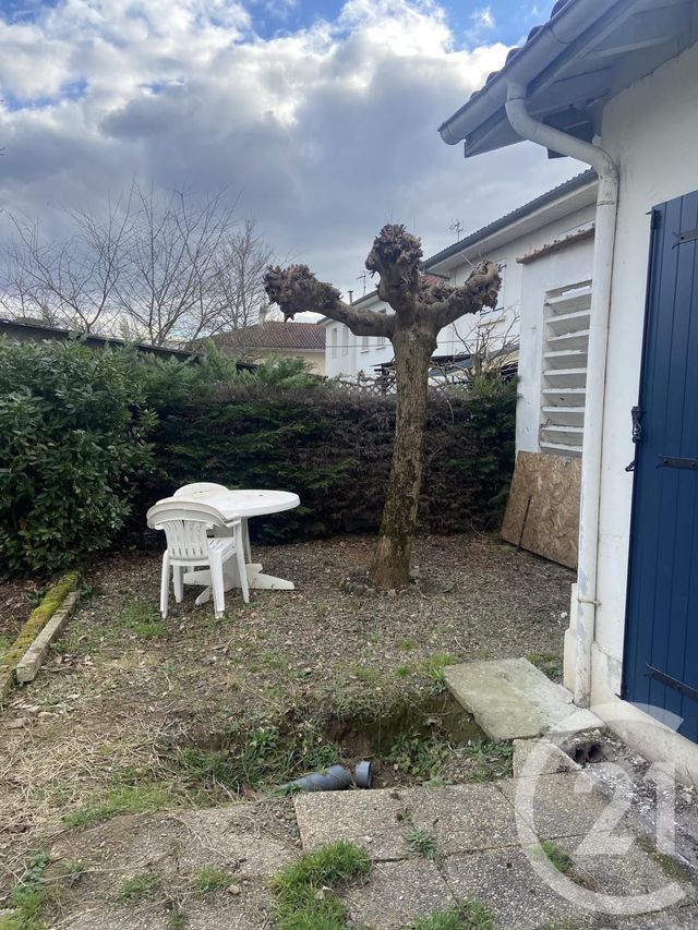 Appartement F2 à louer - 2 pièces - 37.0 m2 - ST PIERRE DU MONT - 40 - AQUITAINE - Century 21 Mi-Adour