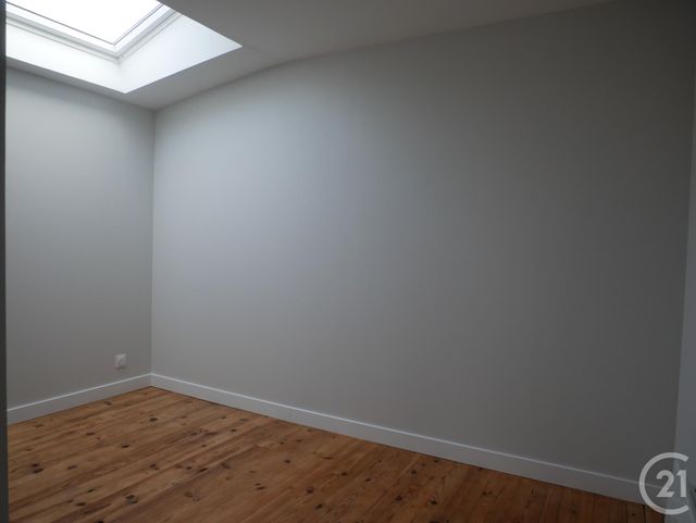 Appartement F3 à louer - 3 pièces - 57.6 m2 - ST PIERRE DU MONT - 40 - AQUITAINE - Century 21 Mi-Adour