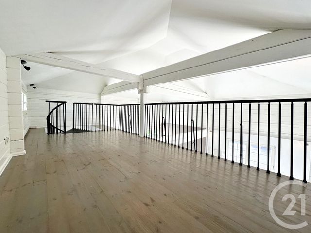 maison à louer - 4 pièces - 142.0 m2 - ST PIERRE DU MONT - 40 - AQUITAINE - Century 21 Mi-Adour