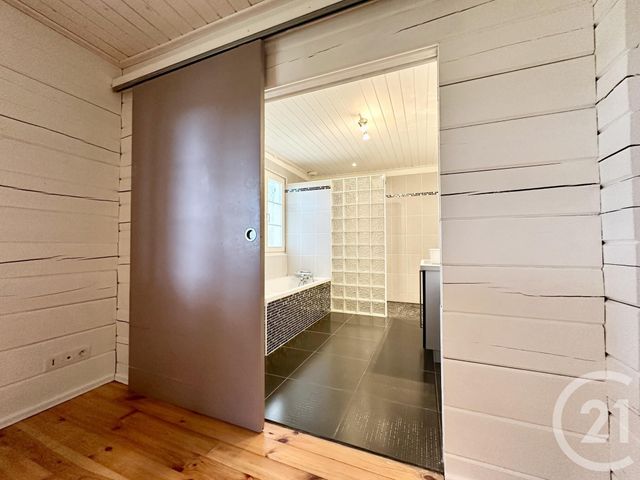 maison à louer - 4 pièces - 142.0 m2 - ST PIERRE DU MONT - 40 - AQUITAINE - Century 21 Mi-Adour