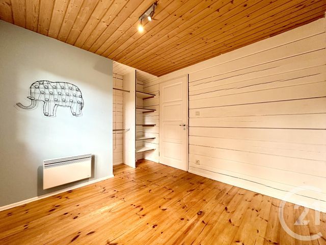 maison à louer - 4 pièces - 142.0 m2 - ST PIERRE DU MONT - 40 - AQUITAINE - Century 21 Mi-Adour