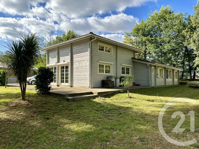 maison à louer - 4 pièces - 142.0 m2 - ST PIERRE DU MONT - 40 - AQUITAINE - Century 21 Mi-Adour