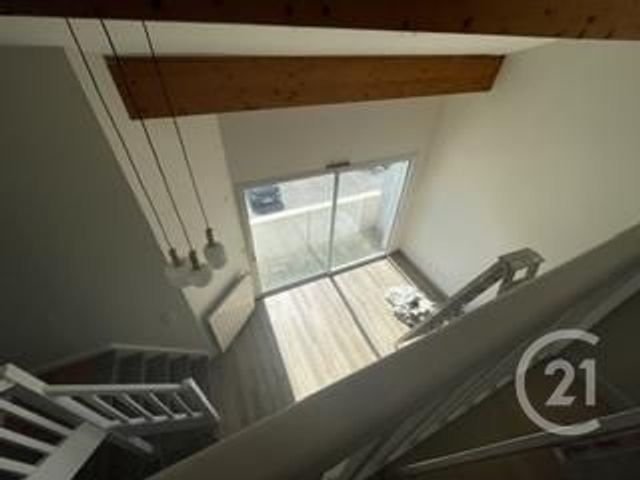 Appartement Duplex à louer - 3 pièces - 87.57 m2 - MONT DE MARSAN - 40 - AQUITAINE - Century 21 Mi-Adour
