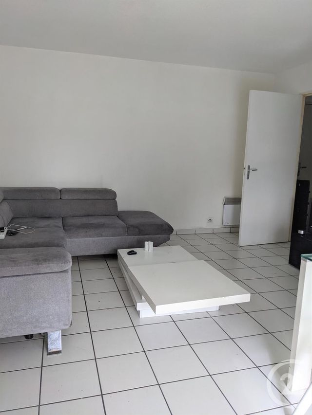 Afficher la photo en grand Appartement F2 à vendre - 2 pièces - 46.0 m2 - MONT DE MARSAN - 40 - AQUITAINE - Century 21 Mi-Adour