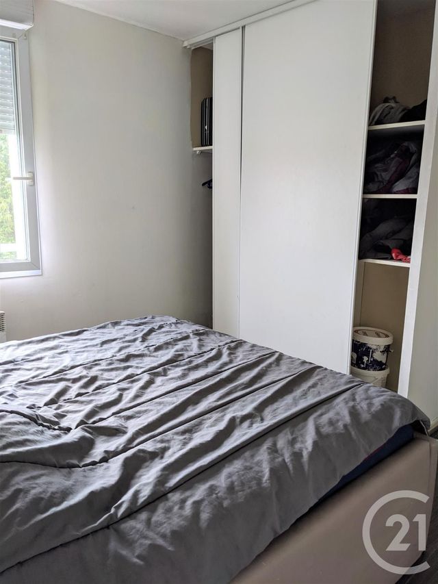 Afficher la photo en grand Appartement F2 à vendre - 2 pièces - 46.0 m2 - MONT DE MARSAN - 40 - AQUITAINE - Century 21 Mi-Adour
