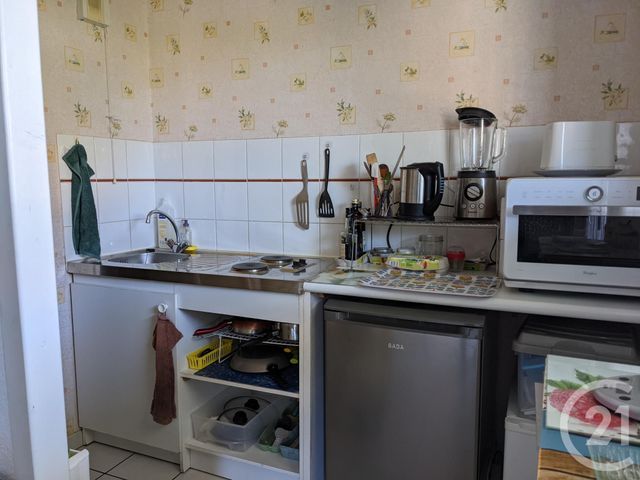 Appartement F2 à vendre - 2 pièces - 45.72 m2 - ST PIERRE DU MONT - 40 - AQUITAINE - Century 21 Mi-Adour Appartement F2 à vendre - 2 pièces - 45.72 m2 - ST PIERRE DU MONT - 40 - AQUITAINE - Century 21 Mi-Adour