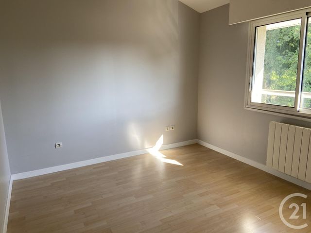 Appartement Duplex à louer - 2 pièces - 57.9 m2 - MONT DE MARSAN - 40 - AQUITAINE - Century 21 Mi-Adour