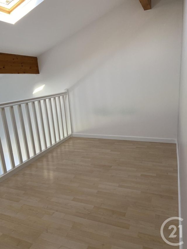 Appartement Duplex à louer - 2 pièces - 57.9 m2 - MONT DE MARSAN - 40 - AQUITAINE - Century 21 Mi-Adour