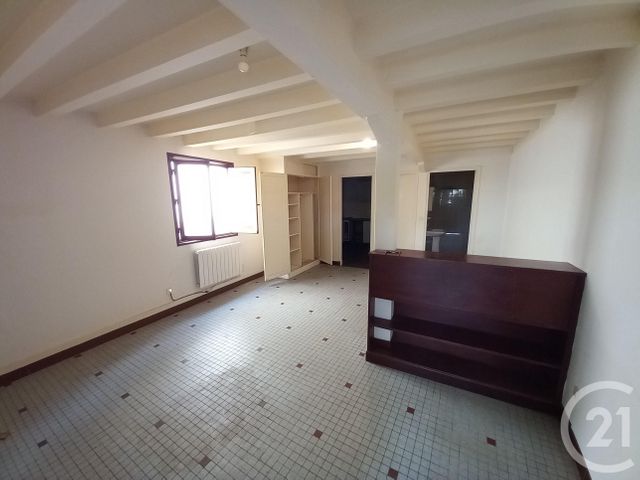 Afficher la photo en grand Appartement à vendre - 2 pièces - 36.0 m2 - MONT DE MARSAN - 40 - AQUITAINE - Century 21 Mi-Adour