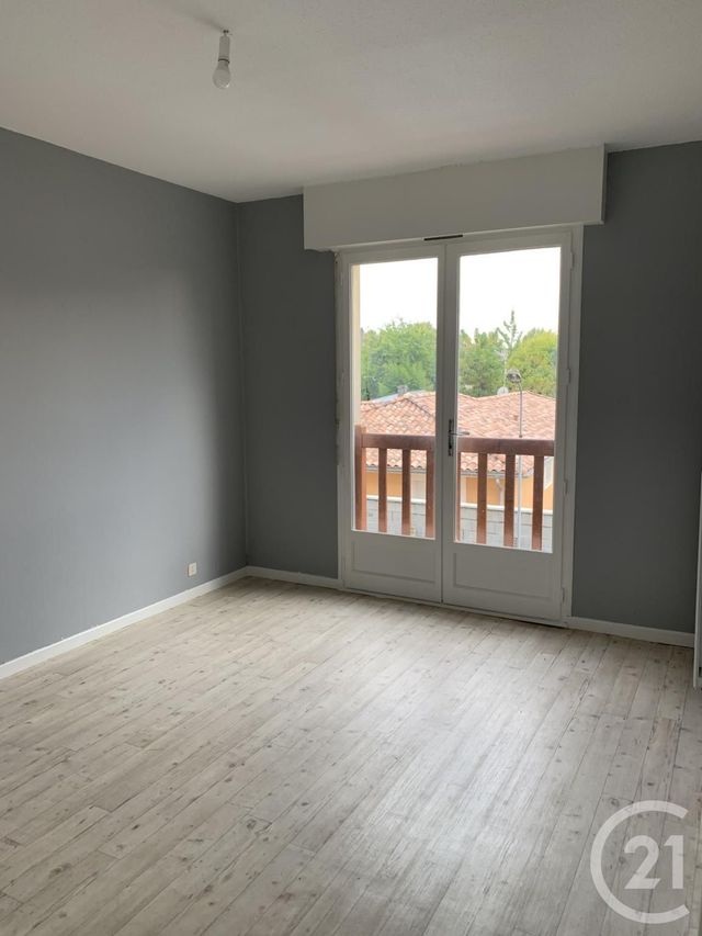 Appartement F2 à louer - 2 pièces - 45.55 m2 - MONT DE MARSAN - 40 - AQUITAINE - Century 21 Mi-Adour Appartement F2 à louer - 2 pièces - 45.55 m2 - MONT DE MARSAN - 40 - AQUITAINE - Century 21 Mi-Adour